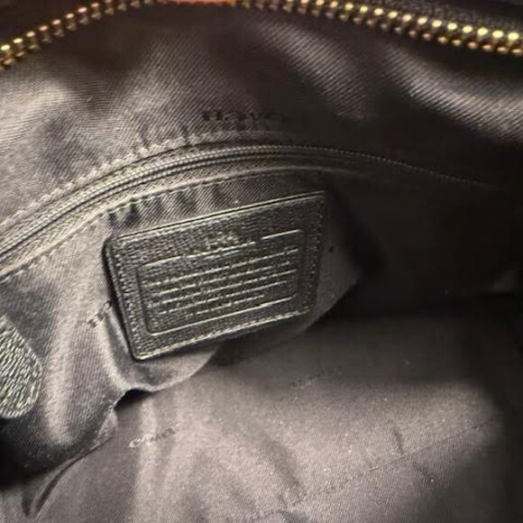 Coach Outlet Pebbled Leather Handbag with Shoulder Strap - Picture 5 of 9